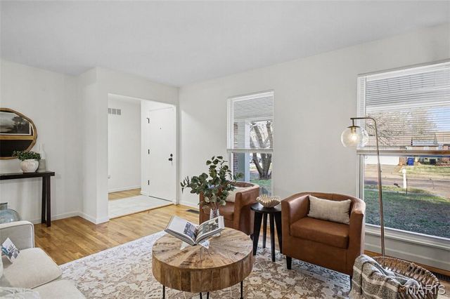 4384 Remus Drive, Florissant, MO 63033