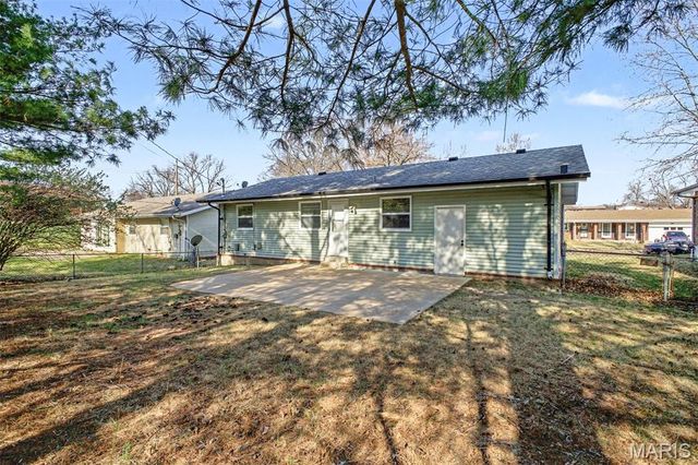 4384 Remus Drive, Florissant, MO 63033