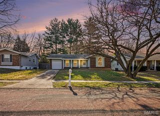 4384 Remus Drive, Florissant, MO 63033