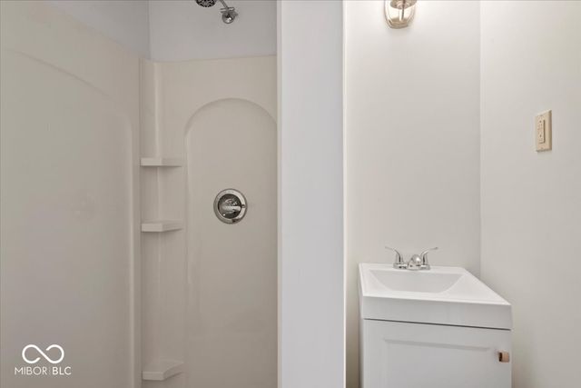 3554 N Illinois Street, Indianapolis, IN 46208