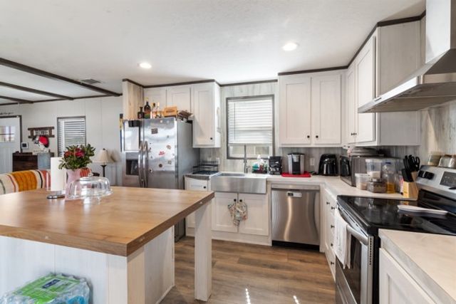 127 Oak Crest, College Station, TX 77845