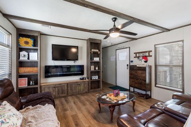 127 Oak Crest, College Station, TX 77845