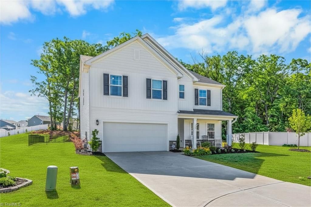123 Piebald Drive, King, NC 27021