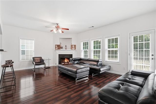 2150 Burns View Lane, Lawrenceville, GA 30044