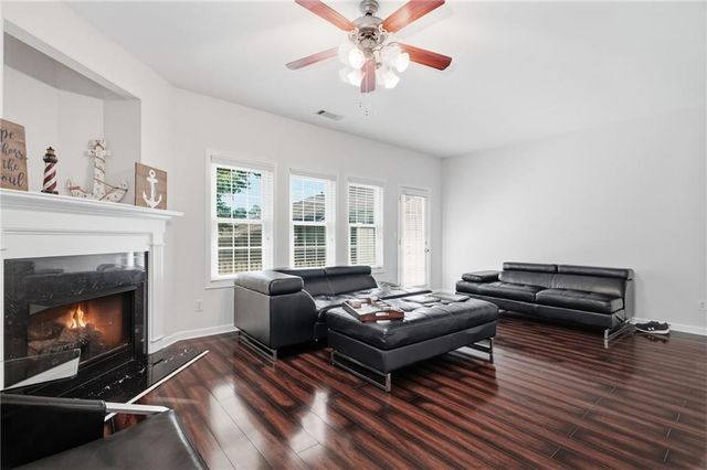 2150 Burns View Lane, Lawrenceville, GA 30044
