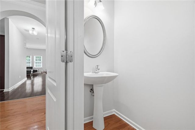 2150 Burns View Lane, Lawrenceville, GA 30044