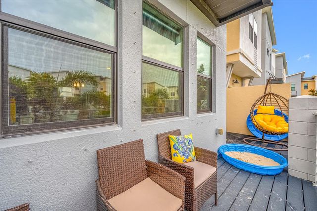 1171 25TH LANE N, St Petersburg, FL 33713