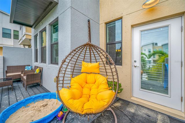 1171 25TH LANE N, St Petersburg, FL 33713