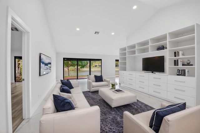 6545 Las Flores Drive, Boca Raton, FL 33433