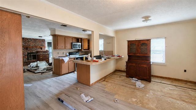 4009 Vanderbilt Street, Lake Charles, LA 70607