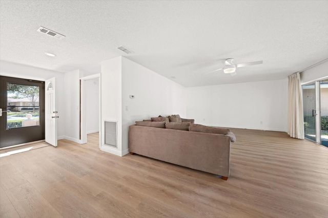 2275 KINGFISHER LANE, Clearwater, FL 33762