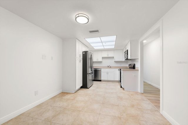 2275 KINGFISHER LANE, Clearwater, FL 33762