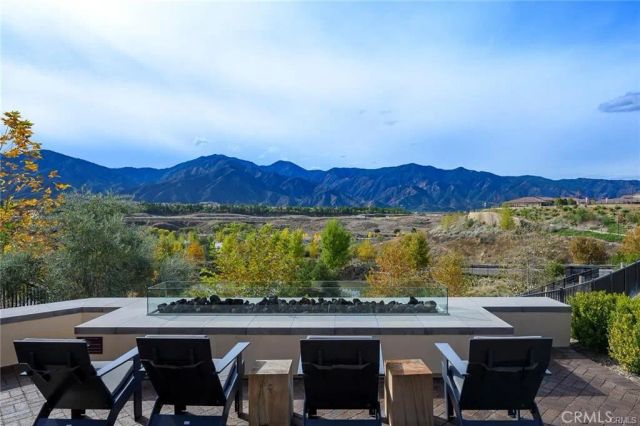 23809 Solaris Court, Corona, CA 92883