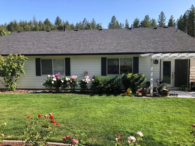 6004 Ruby Way, Nine Mile Falls, WA 99026
