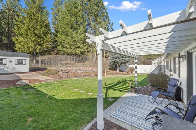 6004 Ruby Way, Nine Mile Falls, WA 99026