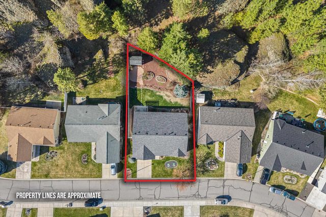 6004 Ruby Way, Nine Mile Falls, WA 99026