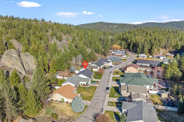 6004 Ruby Way, Nine Mile Falls, WA 99026