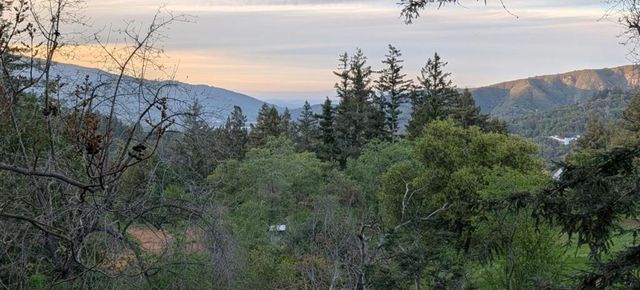 22065 Old Santa Cruz Highway, Los Gatos, CA 95033