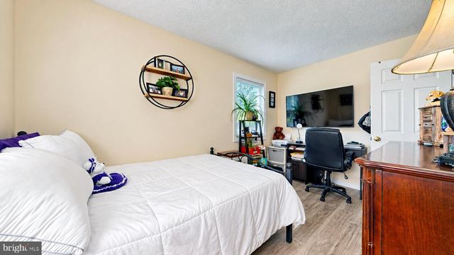 213 LAKE CRYSTALBROOK DR, Little Egg Harbor Twp, NJ 08087