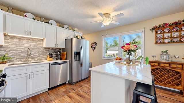 213 LAKE CRYSTALBROOK DR, Little Egg Harbor Twp, NJ 08087
