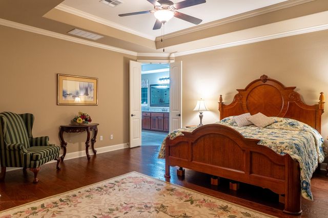 804 Laughing Dog CT, Leander, TX 78641