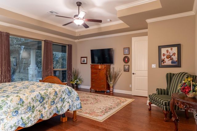 804 Laughing Dog CT, Leander, TX 78641