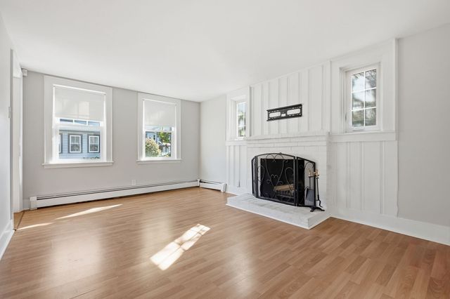 330 Haven St, Reading, MA 01867