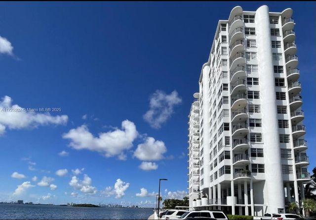 11930 N Bayshore Drive Ph10, North Miami, FL 33181