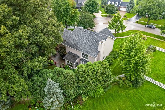 105 Sharon Court, North Aurora, IL 60542