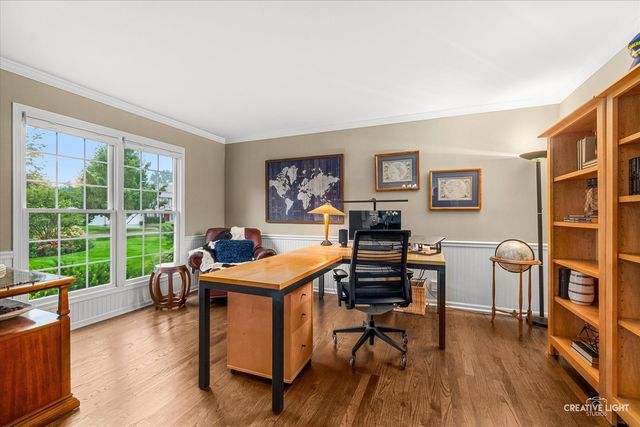 105 Sharon Court, North Aurora, IL 60542