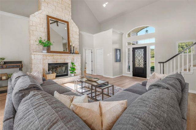 442 Shady Creek Drive, Bryan, TX 77808