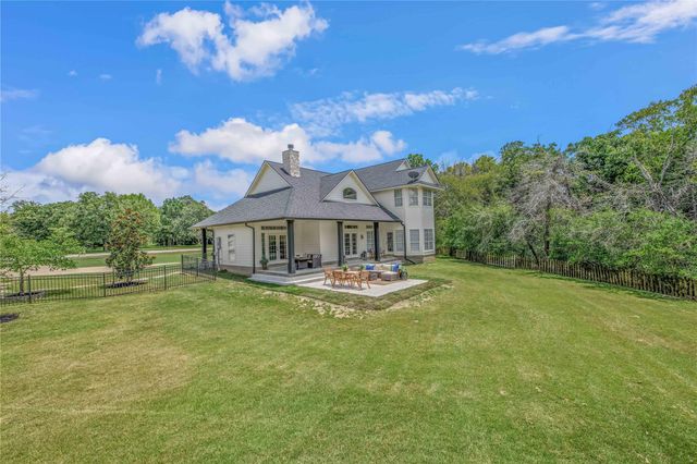 442 Shady Creek Drive, Bryan, TX 77808