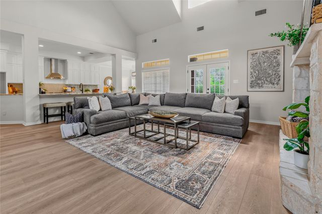 442 Shady Creek Drive, Bryan, TX 77808