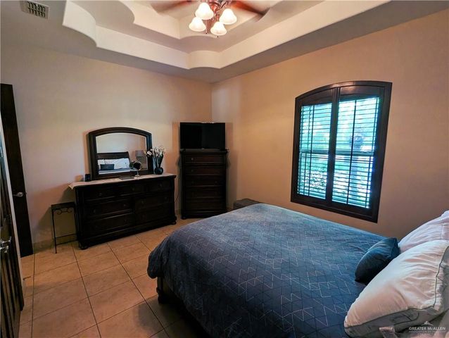 1304 W Fullerton Avenue, Mcallen, TX 78504