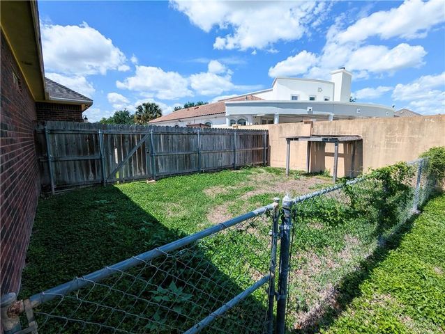 1304 W Fullerton Avenue, Mcallen, TX 78504
