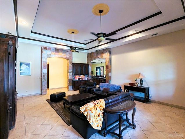 1304 W Fullerton Avenue, Mcallen, TX 78504