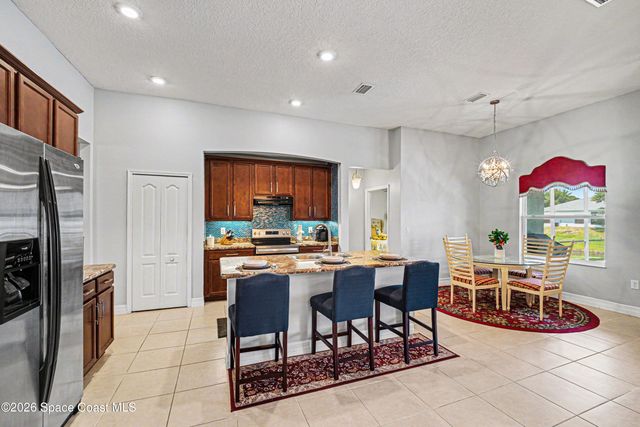 1025 Morgan Circle NE, Palm Bay, FL 32905