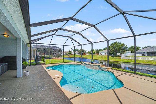 1025 Morgan Circle NE, Palm Bay, FL 32905