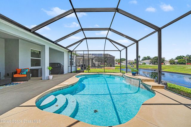 1025 Morgan Circle NE, Palm Bay, FL 32905