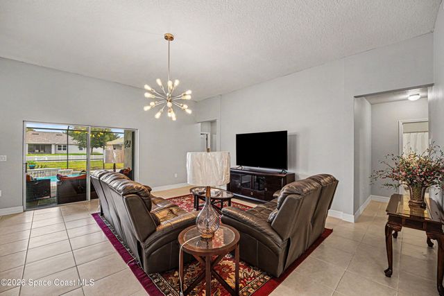 1025 Morgan Circle NE, Palm Bay, FL 32905
