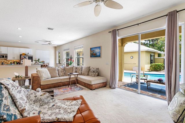 104 Kopsia Drive, Jupiter, FL 33458