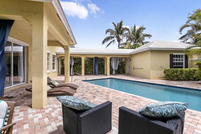 104 Kopsia Drive, Jupiter, FL 33458