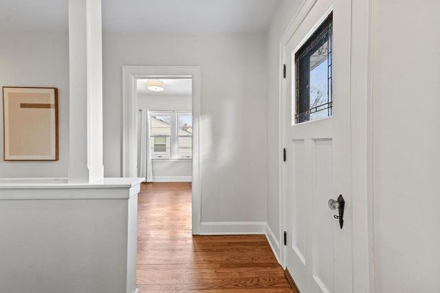 333 E Day AVENUE, Whitefish Bay, WI 53217