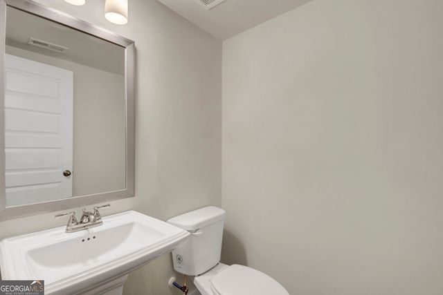 594 Amarante Circle, Lawrenceville, GA 30046