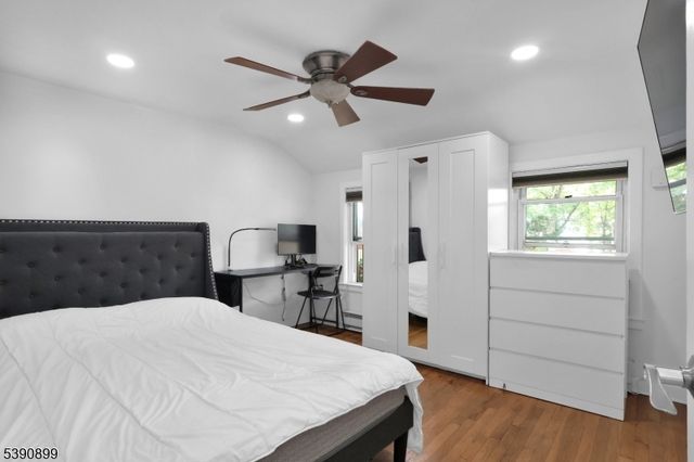 130 Glenbrook Pkwy 7D, Englewood City, NJ 07631