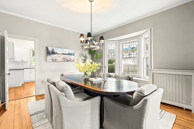 207 Weston Rd, Wellesley, MA 02482