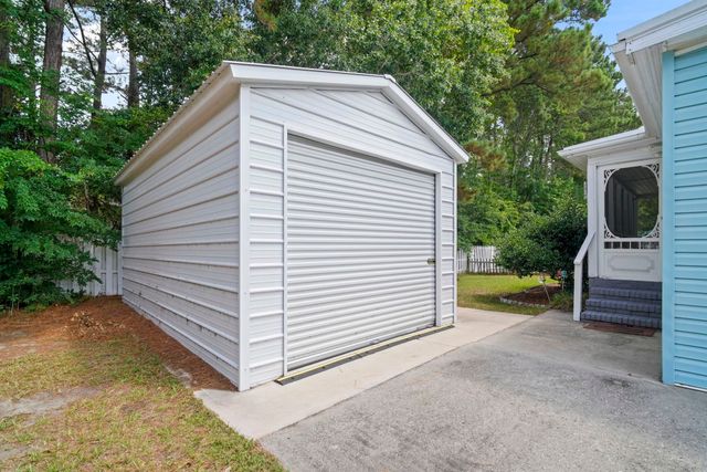 232 Captains Dr., Little River, SC 29566