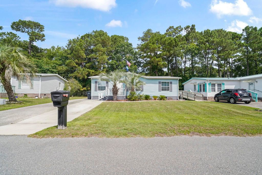 232 Captains Dr., Little River, SC 29566