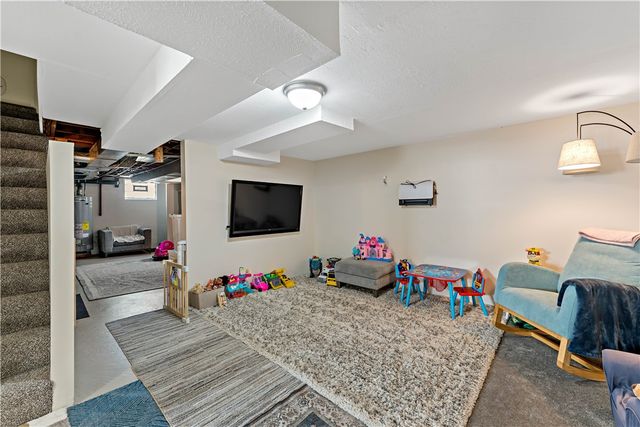 904 Short St, Canonsburg, PA 15317
