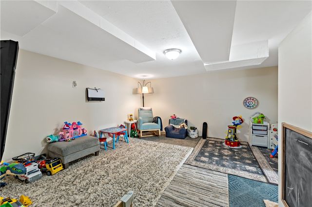 904 Short St, Canonsburg, PA 15317